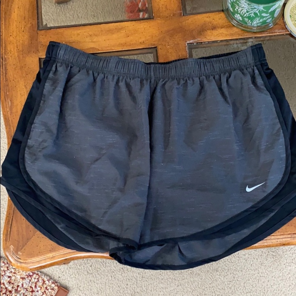 Nike Women’s Black Athletic Shorts with Subtle Heather